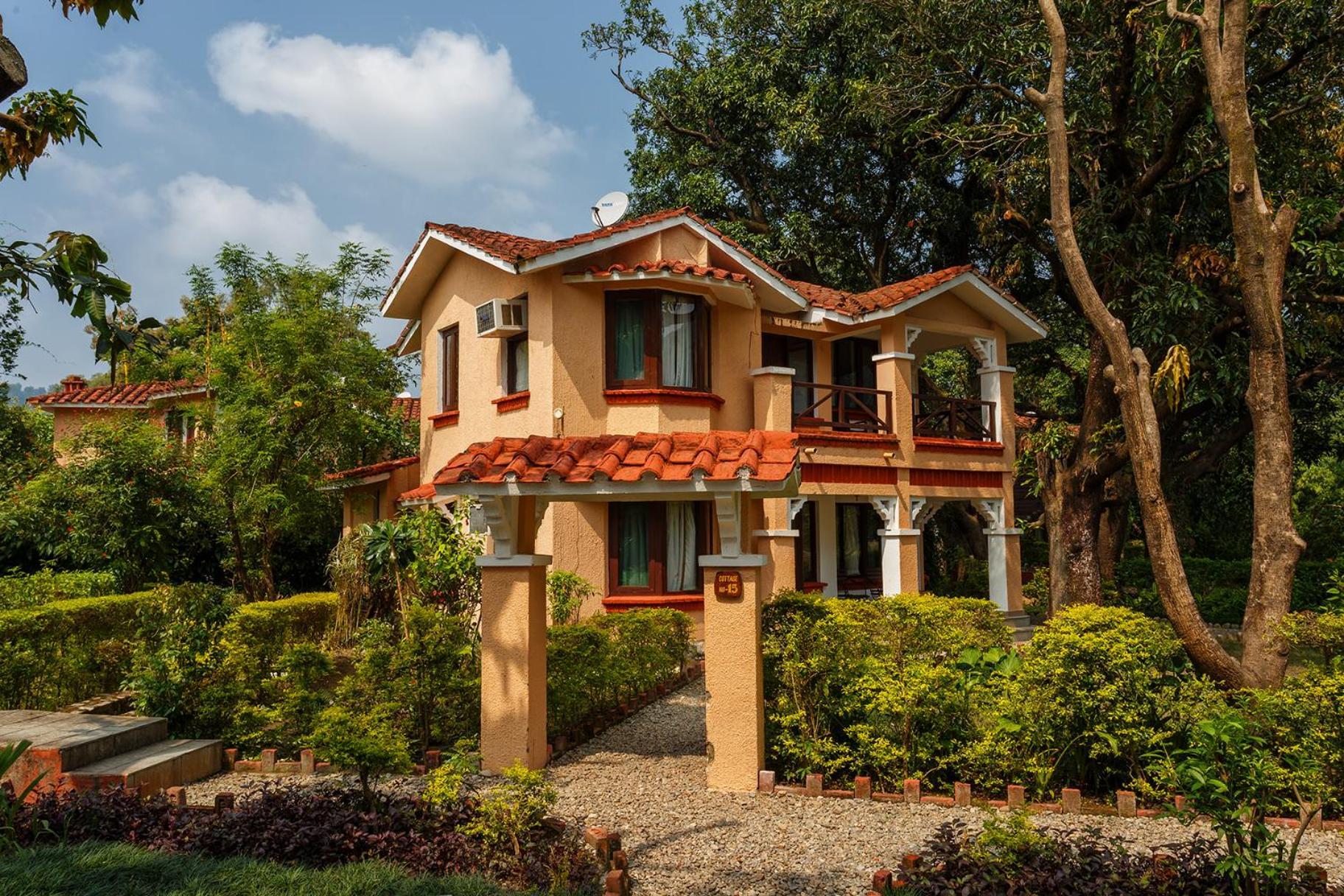 The Riverview Retreat Corbett By Leisure Hotels Garjia Exterior photo